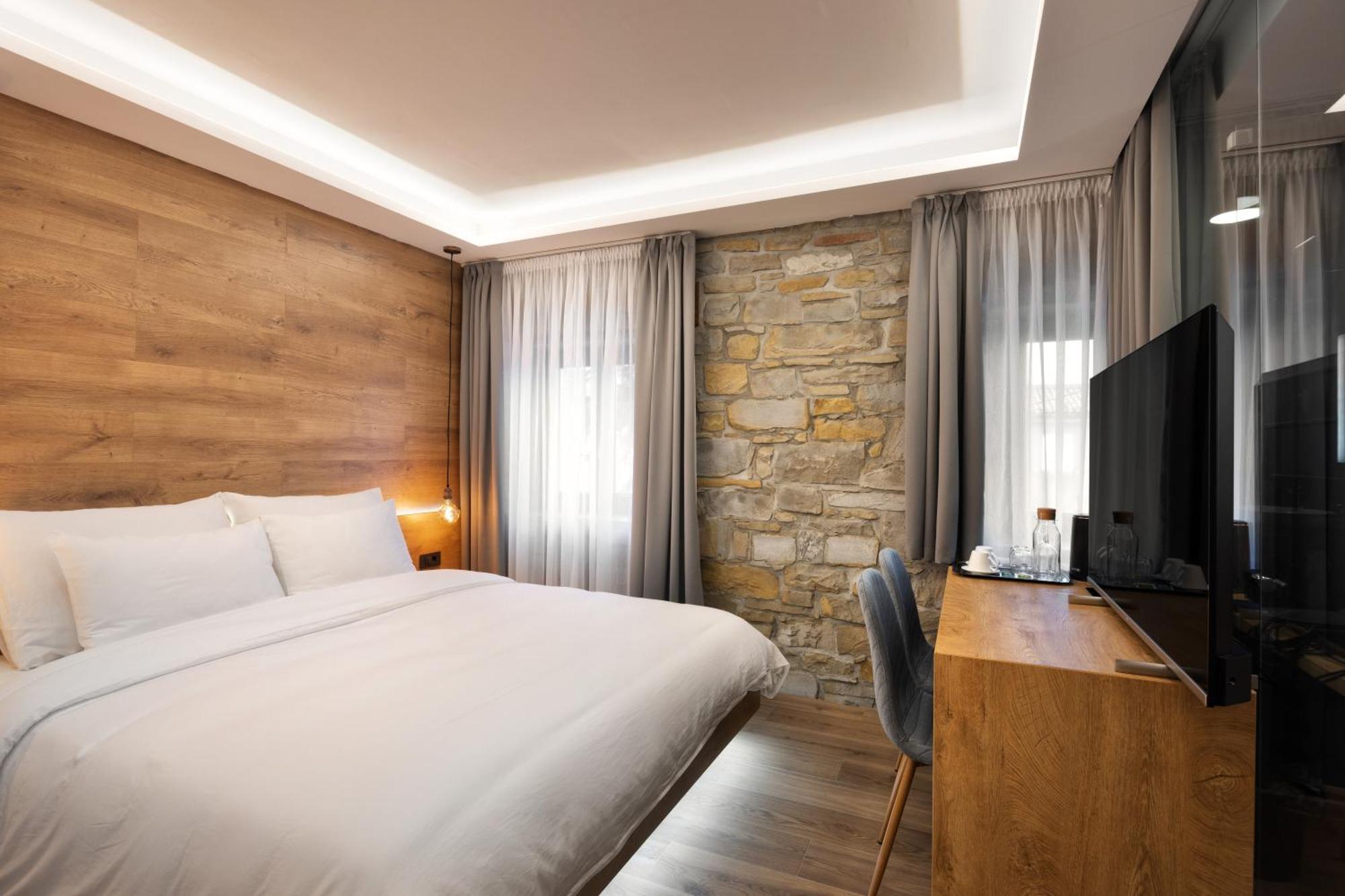 Stok - Rooms, Wine & Restaurant - Marezige, كوبر المظهر الخارجي الصورة